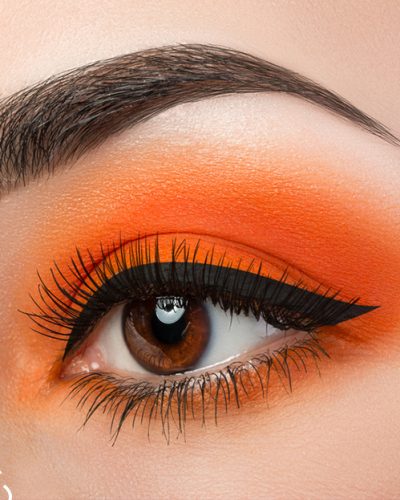 Graphic Liner Looks How To - The Modern East